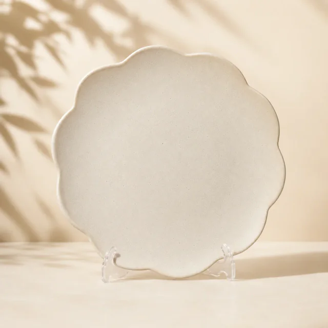 Retouched lamp product image